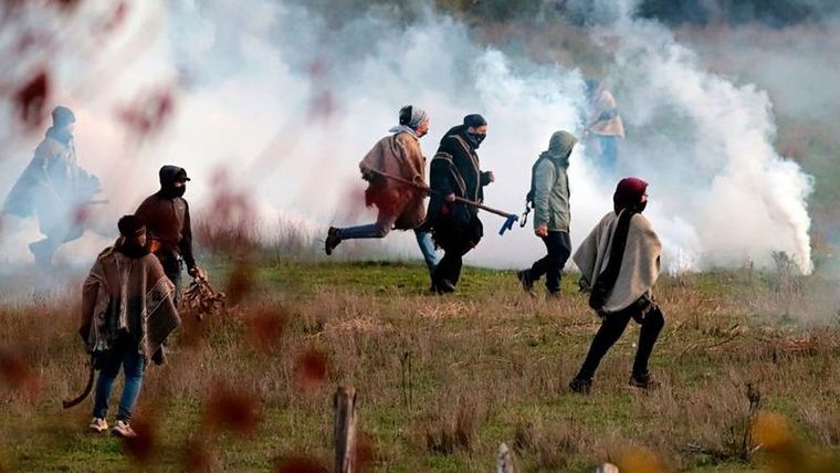 Los enfrentamientos entre los mapuches y la policía chilena han aumentado en los últimos años. Foto: GETTY IMAGES
