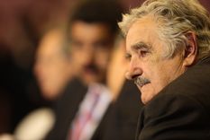 mujica y la caida de los progresistas: hay que volver a empezar