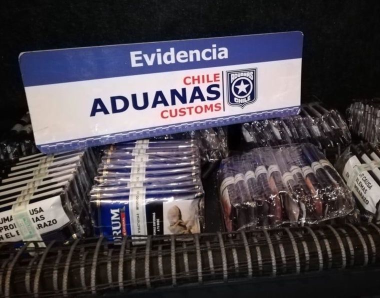 El tabaco iba oculto en un bolso Foto: Los Andes Online