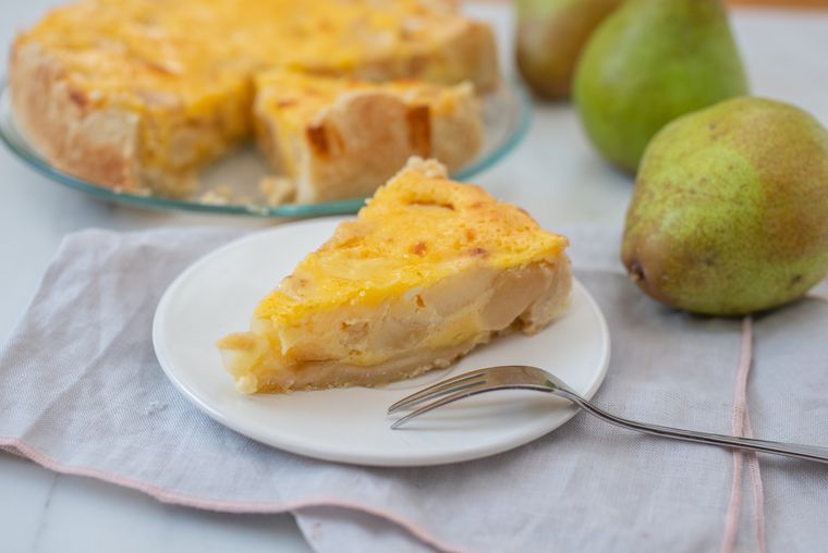 La receta de pastel de peras es un clásico que combina fruta fresca con una masa esponjosa para lograr un postre jugoso. La receta de pastel de peras es un clásico que combina fruta fresca con una masa esponjosa para lograr un postre jugoso.
