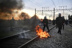 La Policía Federal intervino para liberar las vías. Foto: Télam
