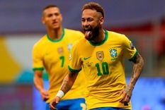 Neymar festeja su gol, el segundo de Brasil ante Venezuela. Foto: Copa América