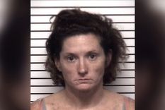 La maestra enfrenta ahora decenas de cargos. Foto: Iredell County Sheriff