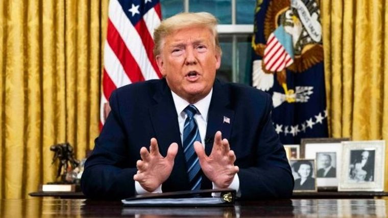 Trump hizo una alocución televisiva el miércoles, pero no especificó qué medidas sanitarias se adoptarán para abordar la crisis del covid-19.