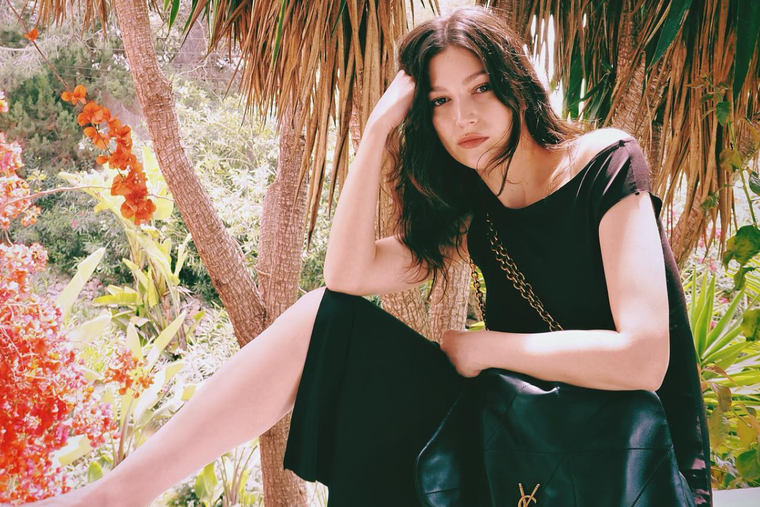 Así lucía la increíble Úrsula Corberó cuando era niña. Foto: Instagram/Úrsula Corberó