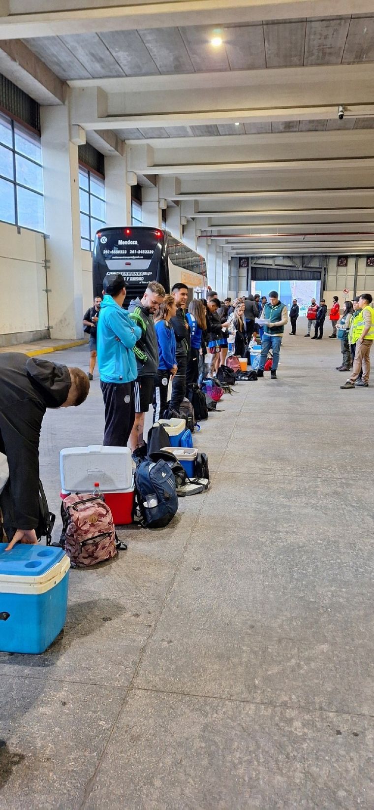 La gente del Tomba en la Aduana Foto: Gentileza Javier Canete
