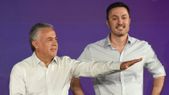 Alfredo Cornejo celebra la victoria junto a Luis Petri.  Alfredo Cornejo celebra la victoria junto a Luis Petri.