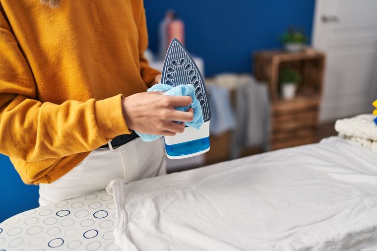 Con este consejo de limpieza la plancha lucirá como nueva Foto: Shutterstock