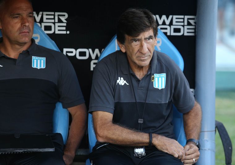 El enojo de Costas con la hinchada de Racing ya comenzó a tener sus repercuciones. Foto: NA