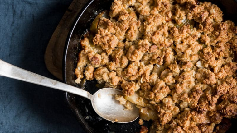 Admira este exquisito postre de manzana sin azúcar ¡esa crocancia y suavidad interna te harán agua la boca!