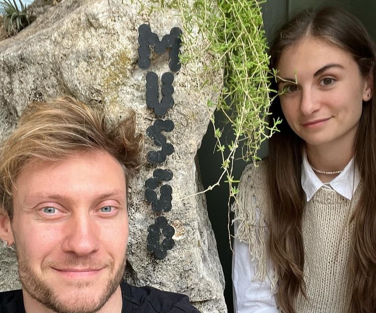 Ksenia Romantsova y Konstantin Voronin abrieron Musgo hace dos años. Ksenia Romantsova y Konstantin Voronin abrieron Musgo hace dos años.