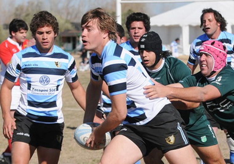 El tercera línea se lució en la semifinal.