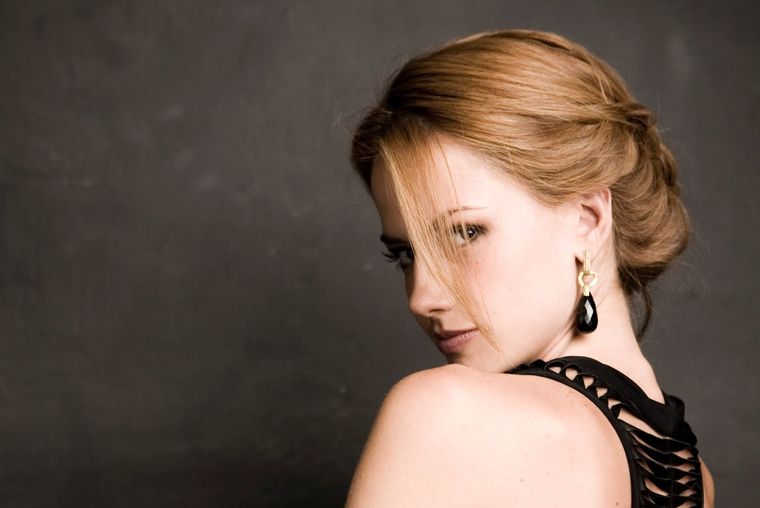 El estilo de Altair Jarabo siempre fue simple pero elegante y con ese toque chic que adoramos. Foto: Dominio Medios -  https://dominiomedios.com/wp-content/uploads/2015/11/altair-jarabo-15.jpg