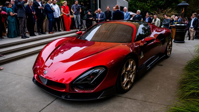 Nuevo Alfa Romeo 33 Stradale: motor V6 biturbo de 630 CV y sólo 33 unidades