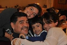 Dalma y Giannina Maradona son hijas de Claudia Villafañe y Diego Armando Maradona. Foto: Instagram Dalmaradona.