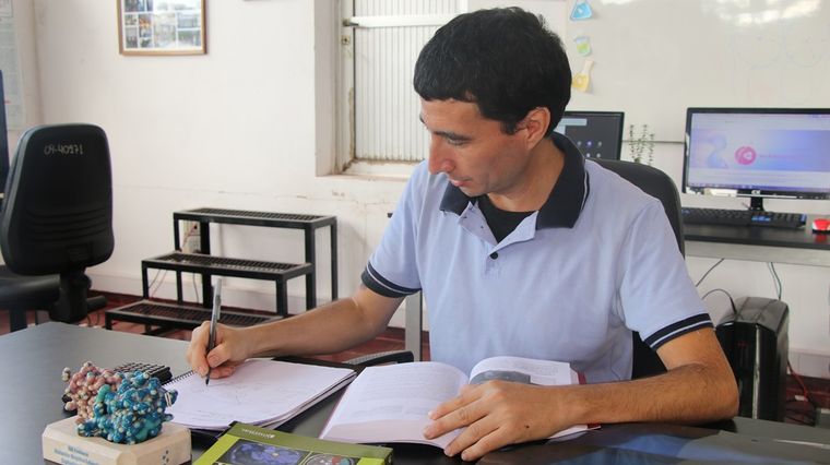 La plataforma MammoInsight está diseñada para analizar mamografías y generar información que aporte al trabajo de los profesionales. La plataforma MammoInsight está diseñada para analizar mamografías y generar información que aporte al trabajo de los profesionales.