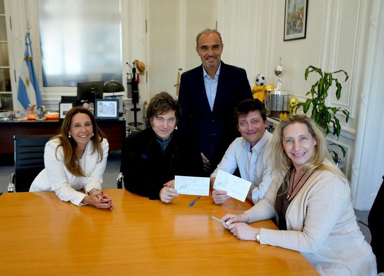 El Triángulo de Hierro pone a prueba su estrategia en cuatro provincias Foto: LLA