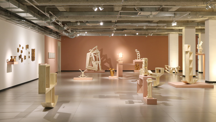 La muestra El equilibrista por Miguel Gandolfo.