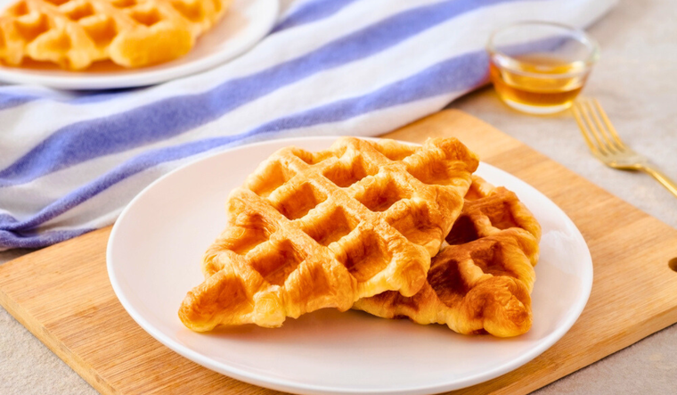 Descubre cómo hacer waffles caseros perfectos en casa Foto: Shutterstock
