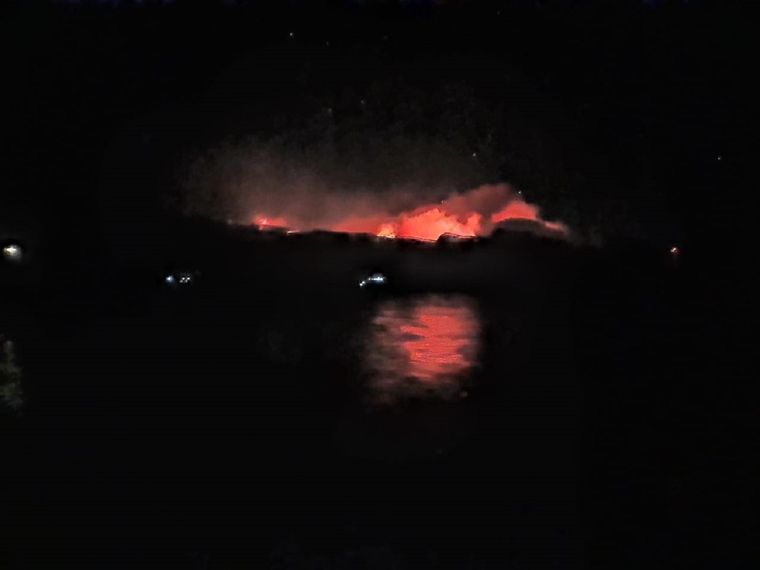 Se aceleran los incendios en Los Alerces. Foto: MDZ