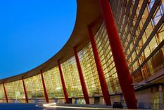 mira el peor y el mejor aeropuerto del mundo