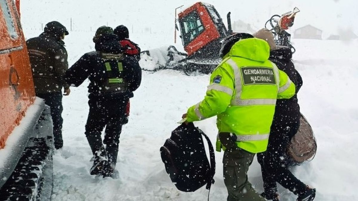 Temporal en alta montaña: ya son 23 las personas rescatadas