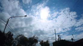 Mendoza tendrá un inicio de semana con descenso de temperatura y cielo parcialmente nublado. Mendoza tendrá un inicio de semana con descenso de temperatura y cielo parcialmente nublado.
