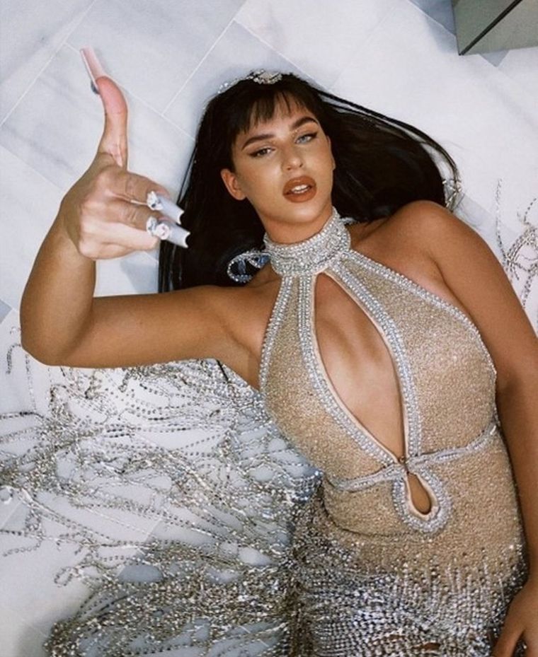 Nathy Peluso y Rosalía imponen su estilo rebelde en sus manicuras Foto: Infolujo