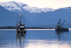 Mientras que en el pasado la disputa era por el oro, ahora Canadá y Estados Unidos luchan por la pesca de salmón.