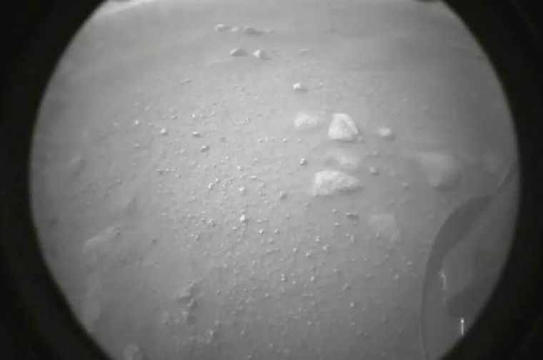 La NASA difundió dos imágenes de Marte tomadas por el Perseverance a su llegada al planeta. Foto: NASA