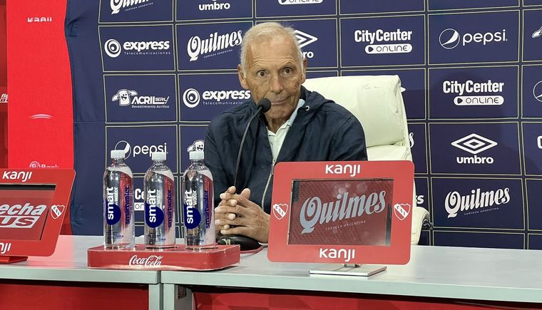 El DT explotó tras el partido. Foto: @InfoCanaya