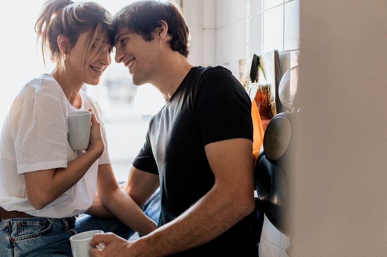 Las relaciones no solo se basan en la compatibilidad, sino también en el compromiso. Foto: Fuente: Shutterstock