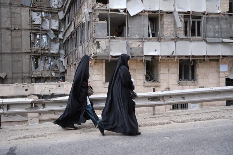 Vida diaria en Teherán luego de los bombardeos. Foto: EFE.