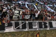 Hinchada de Colo-Colo Foto: Juan Ignacio Blanco/MDZ