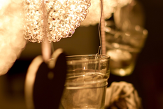 La luz cálida crea espacios más acogedores, mientras que la luz blanca ofrece más iluminación. Foto: Pixabay - pixabay.com
