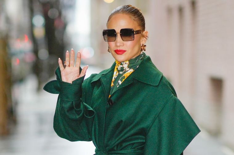 Jennifer López se mantiene como una diva en todo momento. Foto: New York Post