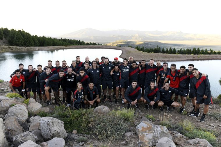 El plantel millonario trabaja en San Martín de Los Andes. Foto: River Plate.