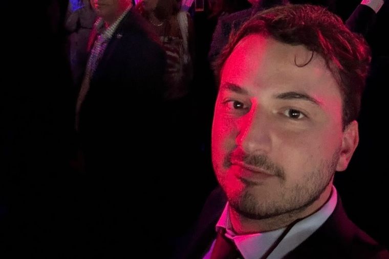 El diputado provincial bonaerense Agustín Romo en los festejos de Donald Trump tras su triunfo en las elecciones presidenciales de Estados Unidos. Foto: X (@agustinromm)