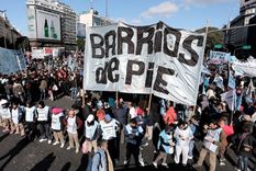 Investigan a movimientos sociales por extorsionar personas para que participen de manifestaciones Foto: Télam