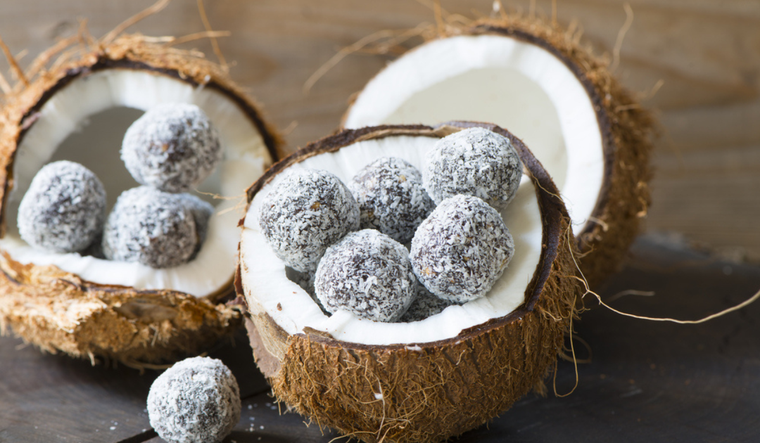 Cómo hacer trufas de coco: guía paso a paso Foto: Shutterstock