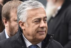 Cornejo festeja la sanción de la ley, aunque aún deben hacer las cuentas finas. Foto: Juan Mateo Aberastain/MDZ