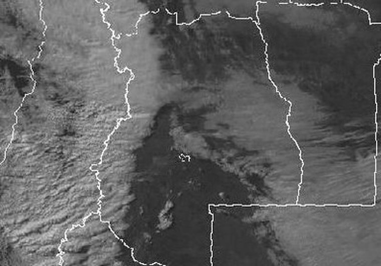 Imagen satelital de la nubosidad en Mendoza esta tarde a las 16.35.
