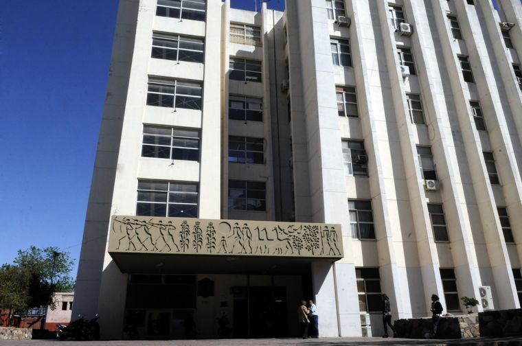 El caso involucra a dos empleados de la Municipalidad de Guaymallén. Foto: ALF PONCE MERCADO / MDZ