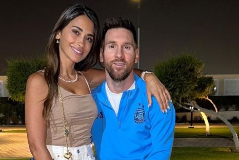 Antonela Roccuzzo y Lionel Messi, pura elegancia y complicidad en Miami. Antonela Roccuzzo y Lionel Messi, pura elegancia y complicidad en Miami.