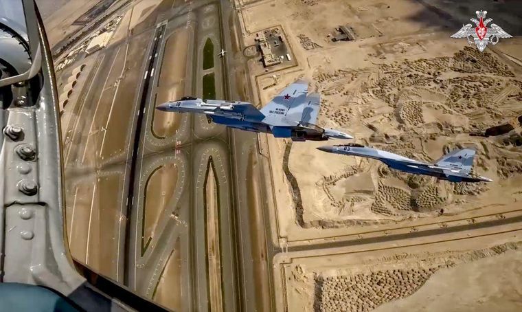 Un Su-35, uno de los más modernos cazas rusos, fue derribado por la fuerza áerea de Ucrania.