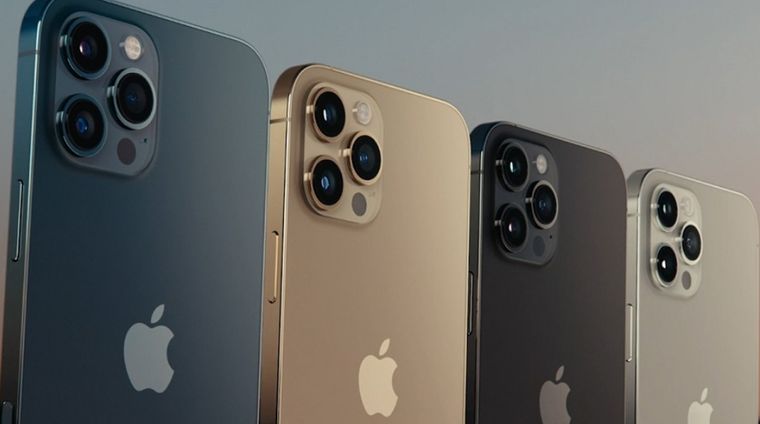 iPhone 12.