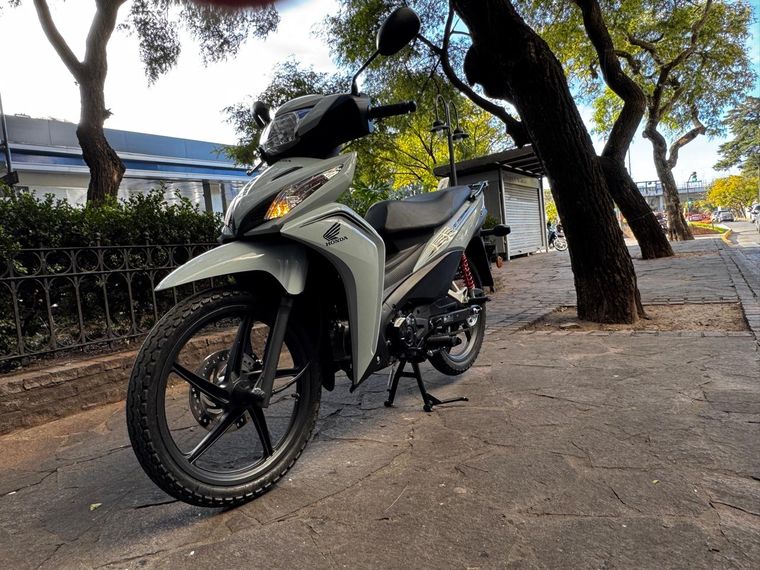 En conclusión, la fórmula de esta moto parece ganadora: confiabilidad, economía, durabilidad y un precio accesible para todos. En conclusión, la fórmula de esta moto parece ganadora: confiabilidad, economía, durabilidad y un precio accesible para todos.