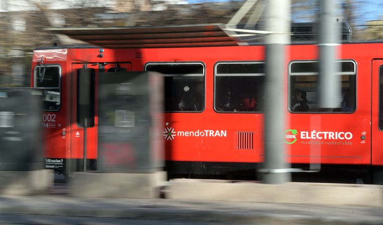 Vista de la ampliación del Metrotranvía. Vista de la ampliación del Metrotranvía.