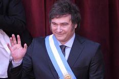 Dos funcionarios de Milei se cruzaron por el próximo DNU Foto: Télam