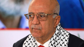 Los hutíes del Yemen anunciaron este sábado que el primer ministro del grupo rebelde pro iraní que controla parte del país, Ahmed al-Rahawi, murió en un ataque aéreo israelí junto a varios de sus ministros. Los hutíes del Yemen anunciaron este sábado que el primer ministro del grupo rebelde pro iraní que controla parte del país, Ahmed al-Rahawi, murió en un ataque aéreo israelí junto a varios de sus ministros.